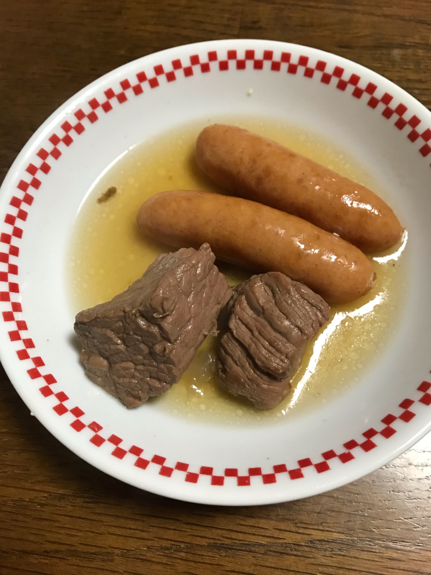 ウインナーと牛肉の煮物