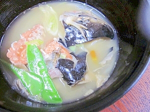 北海道の味　夏が旨い☆　「紅鮭の三平汁」