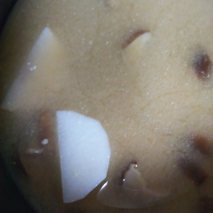 長芋と椎茸の味噌汁
