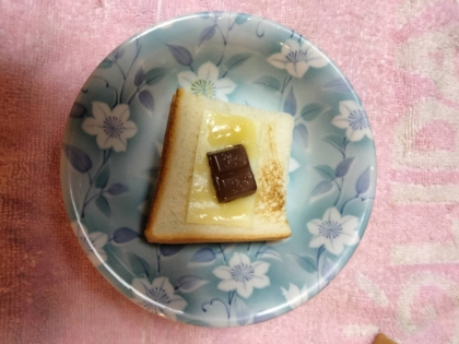 チーズトーストアレンジ ハートチョコ&はちみつ