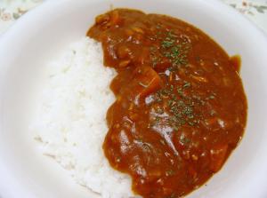 トマトとじゃがいものツナカレー