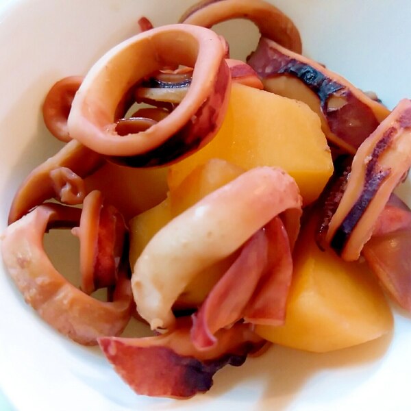 スルメイカとじゃが芋の煮物 レシピ 作り方 By のん786 楽天レシピ スルメイカとじゃが芋の煮物 レシピ 作り方 By のん786 楽天レシピ