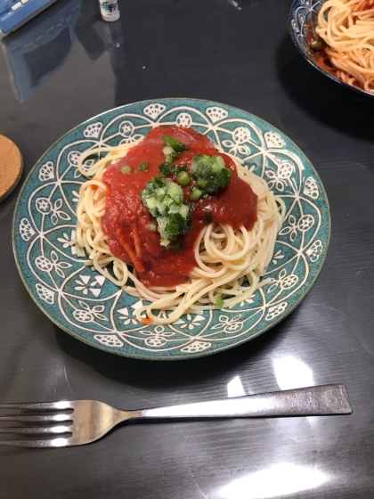 素麺で冷製パスタ、トマトと大葉の和風カッペリーニ