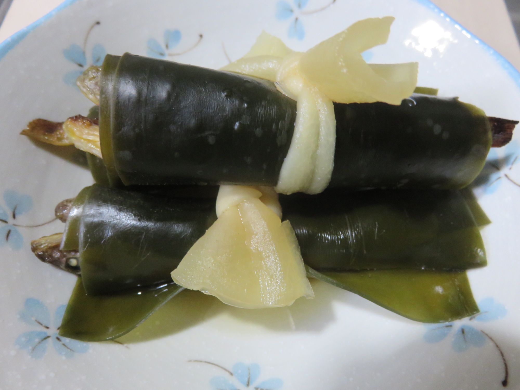 ハゼの昆布巻き レシピ 作り方 By Yasuke Azuma 楽天レシピ ハゼの昆布巻き レシピ 作り方 By Yasuke Azuma 楽天レシピ