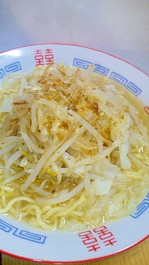 野菜マシマシ月見ラーメン