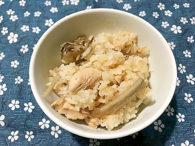 鶏肉とごぼうときのこの炊き込みご飯 レシピ 作り方 By けいちゃん088 楽天レシピ 鶏肉とごぼうときのこの炊き込みご飯 レシピ 作り方 By けいちゃん088 楽天レシピ