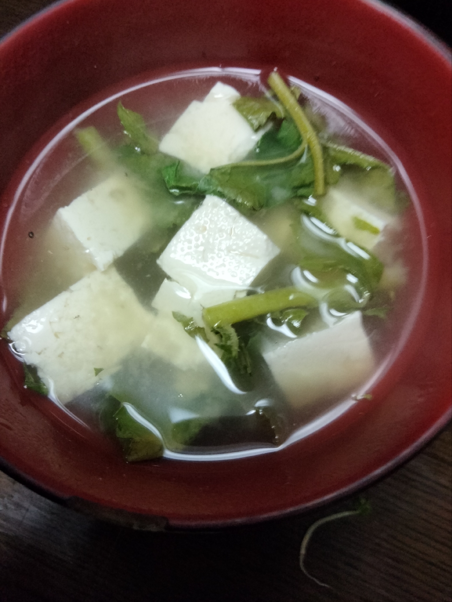 大根葉と豆腐の味噌汁