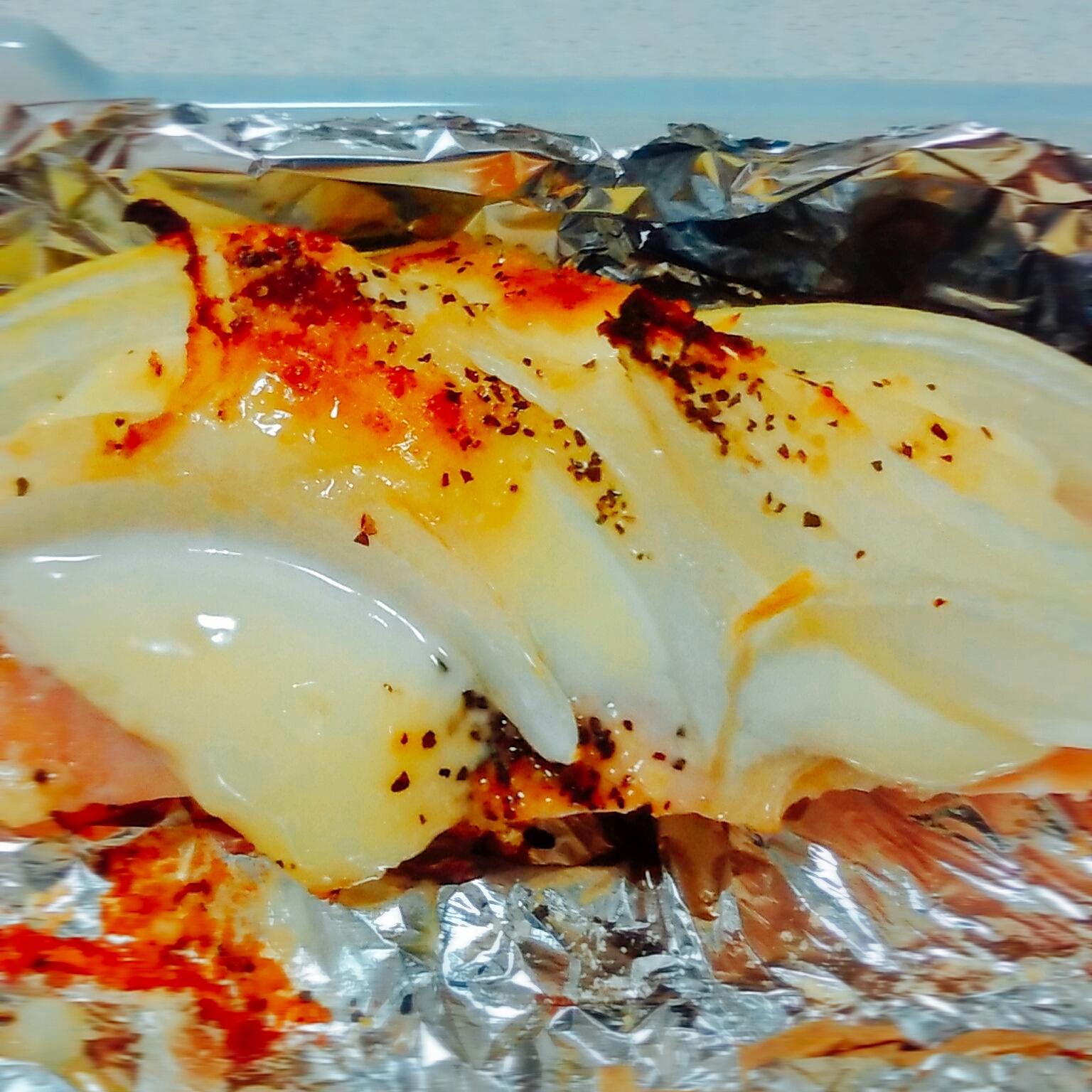 玉ねぎマヨ鮭ホイル焼き