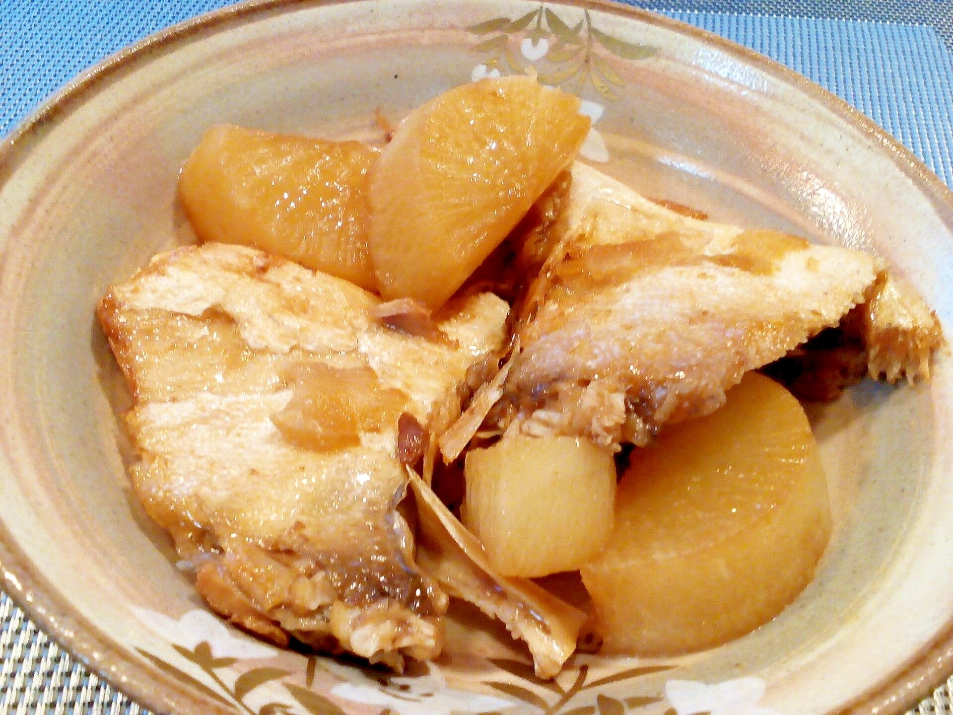 骨まで食べる 圧力鍋で大根とぶりのあら炊き レシピ 作り方 By 体脂肪率11 夫人 楽天レシピ