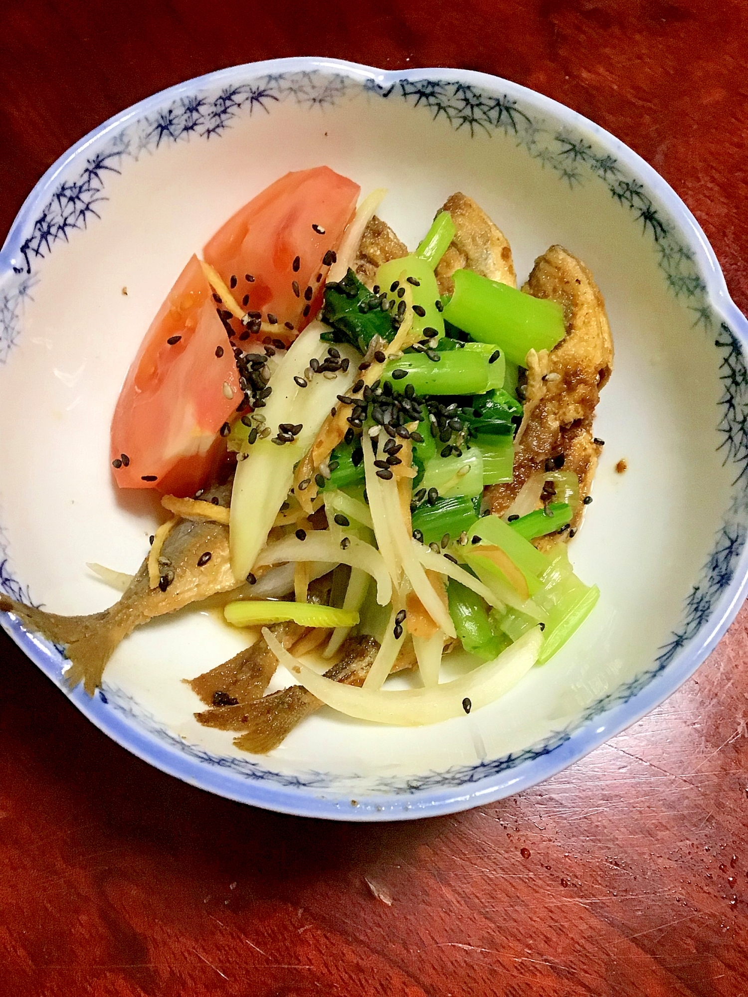 玉ねぎと小松菜と小鯵の南蛮漬け風。