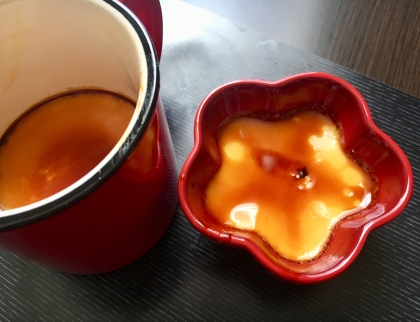 甘い茶碗蒸しのようなかんじで優しいプリンができました！！！市販のプリンみたいに酸味料感がなくて、これからも作りたいと思います！！！