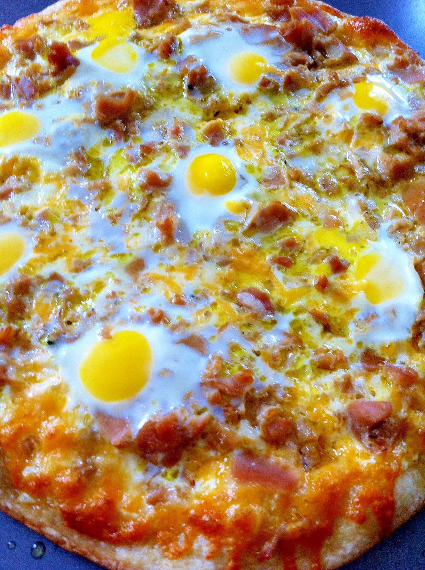 うずらの卵いっぱいクラムピザ レシピ 作り方 By パクモリくん 楽天レシピ