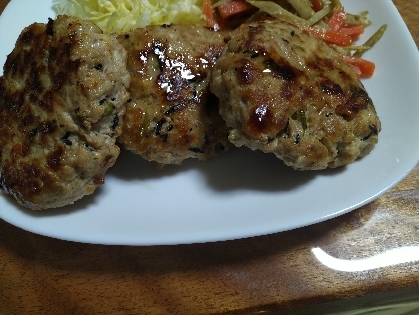 ひじきの煮物リメイク☆豆腐ハンバーグ