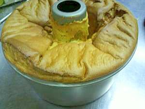 ふわっふわのキャラメルシフォンケーキ 手作りソース レシピ 作り方 By ミスチバス 楽天レシピ