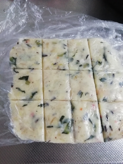 ズボラなので平たくしてから切って作りました。モリモリ食べてくれました♡