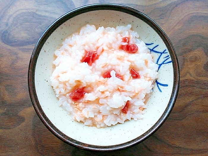 焼き鮭と梅干しのおかゆ