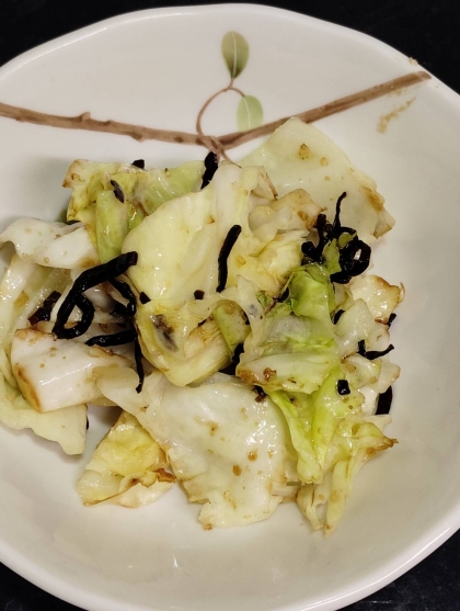 キャベツと塩昆布の簡単おつまみ
