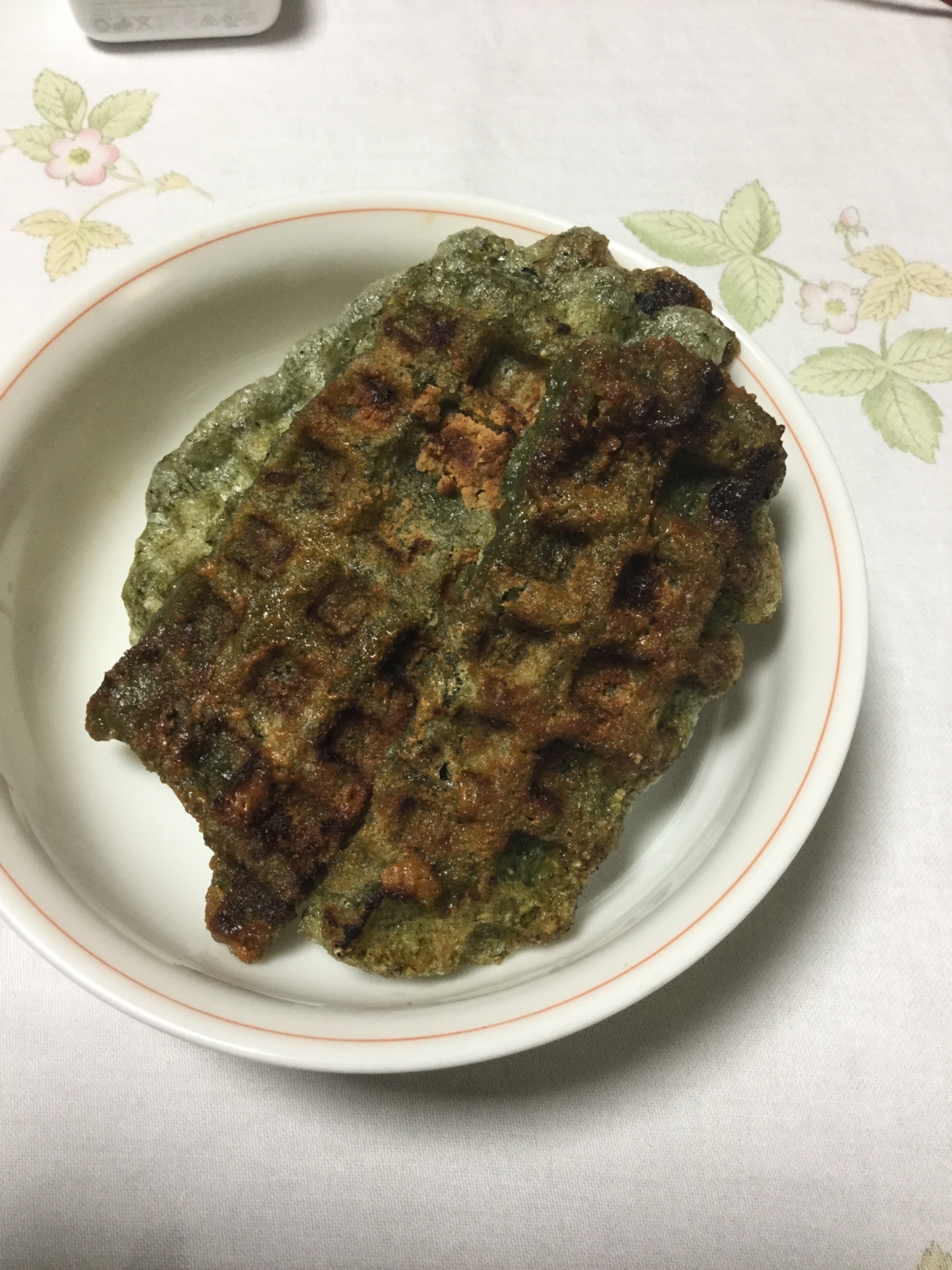 よもぎ餅のきな粉ワッフル