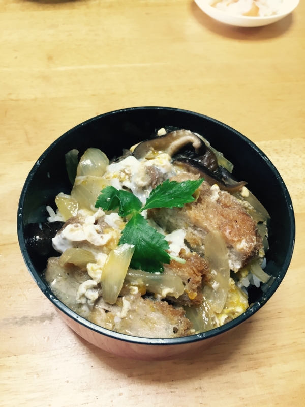 残り物のカツで！卵トロトロカツ丼