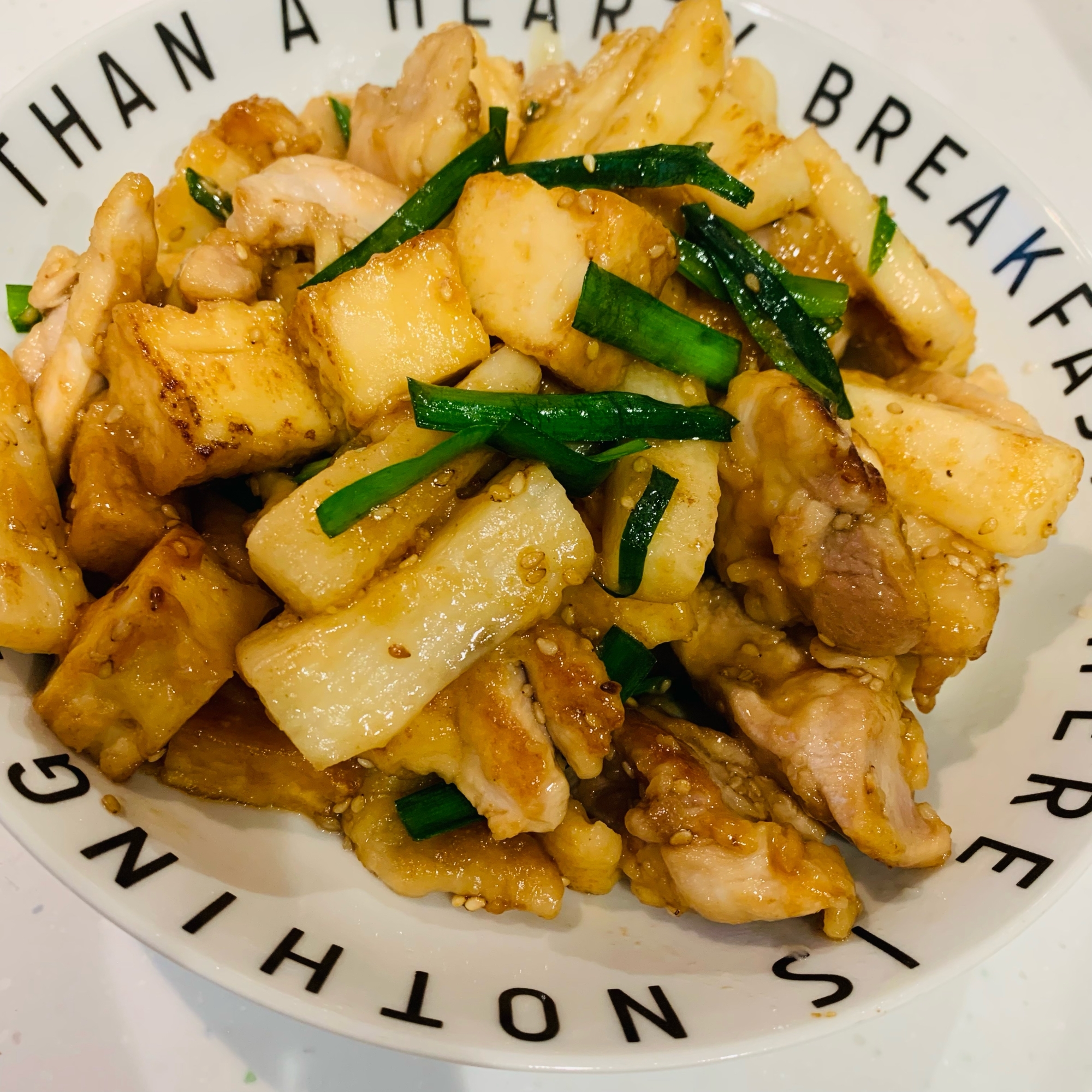 ご飯が進む鶏肉のバター醤油炒め！