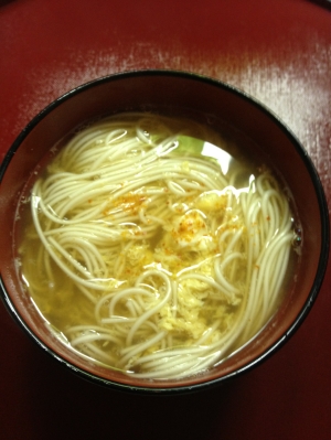 麺つゆで簡単(o^^o)溶き卵のにゅうめん♪