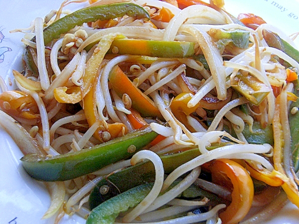 オイマヨ味で肉なしOK❤パプリカ&もやし炒め♪