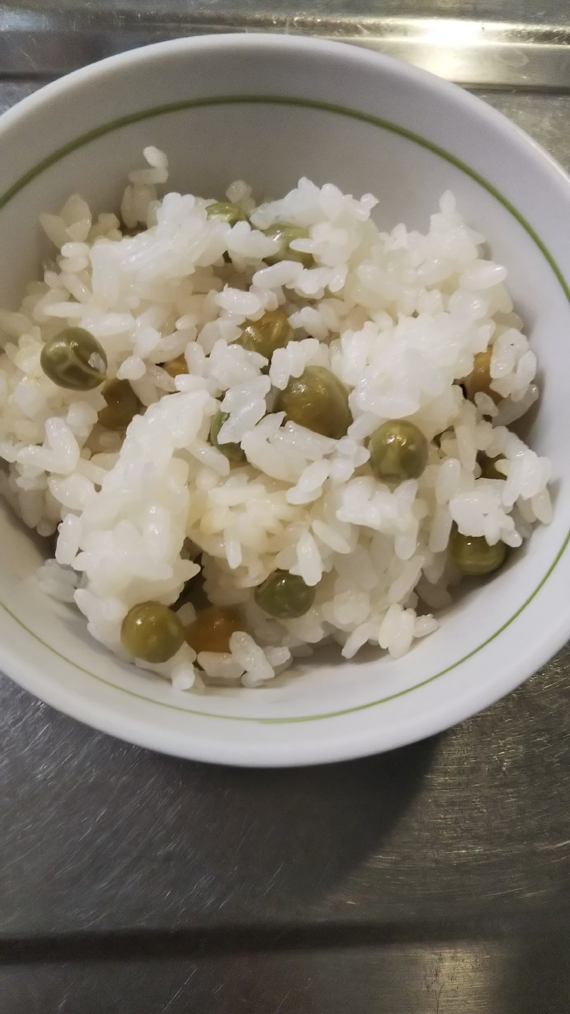 豆ご飯♪ 炊飯器におまかせ