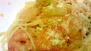 えびのトマトクリームパスタ