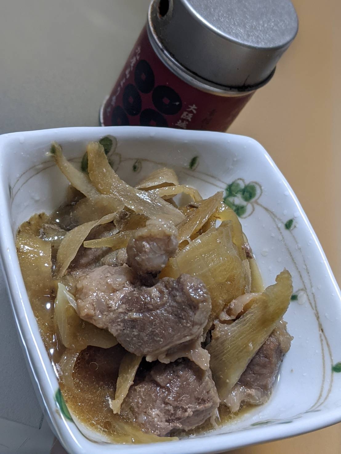 家計にやさしい☆豚ハラミのすき焼き風煮込み