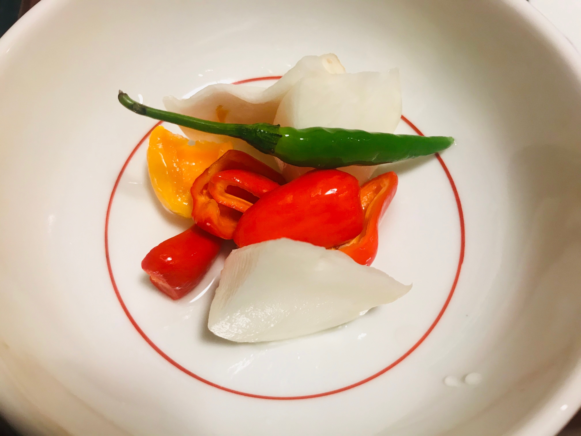 フルーツパプリカ カブと青唐辛子のピクルス レシピ 作り方 By Macy 楽天レシピ