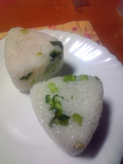 おにぎりにして朝食にいただきました～ 
大根の塩気とご飯の甘味がちょうどよかったです。