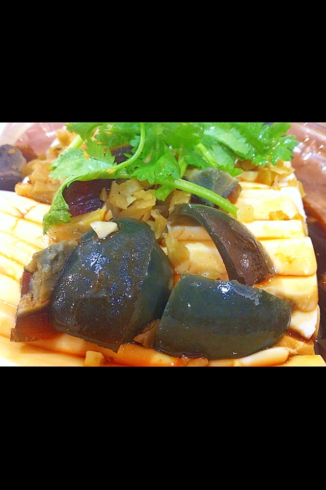 ピータンとお豆腐の中華サラダ