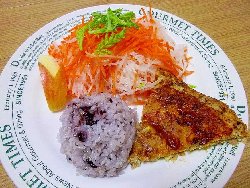鯖豆腐バーグと雑穀米のダイエットワンプレート
