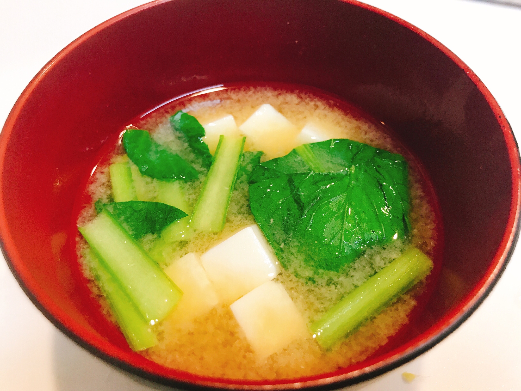 身体ぽかぽか☆小松菜と豆腐の生姜入り味噌汁