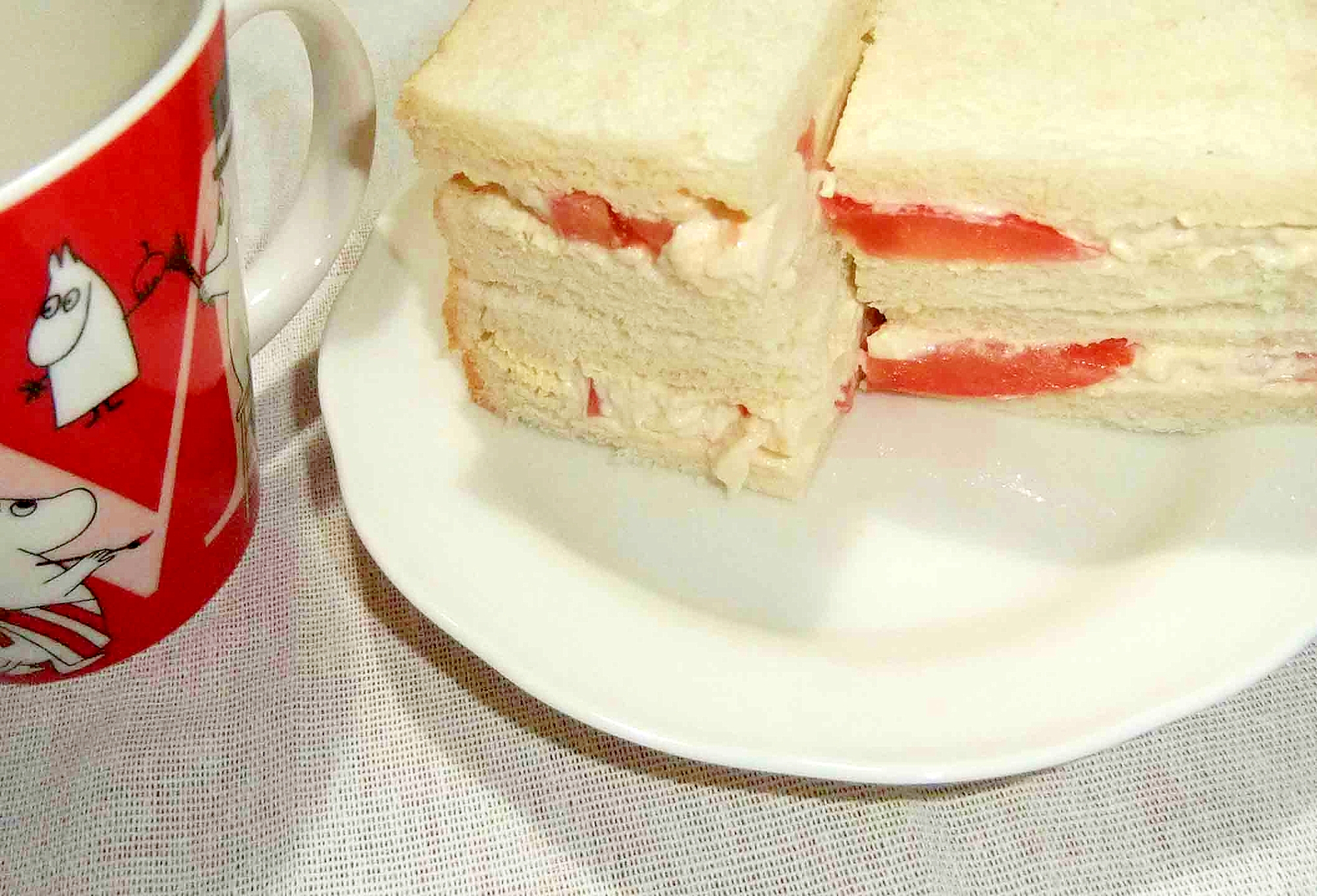 トマトと塩麹豆腐のサンド