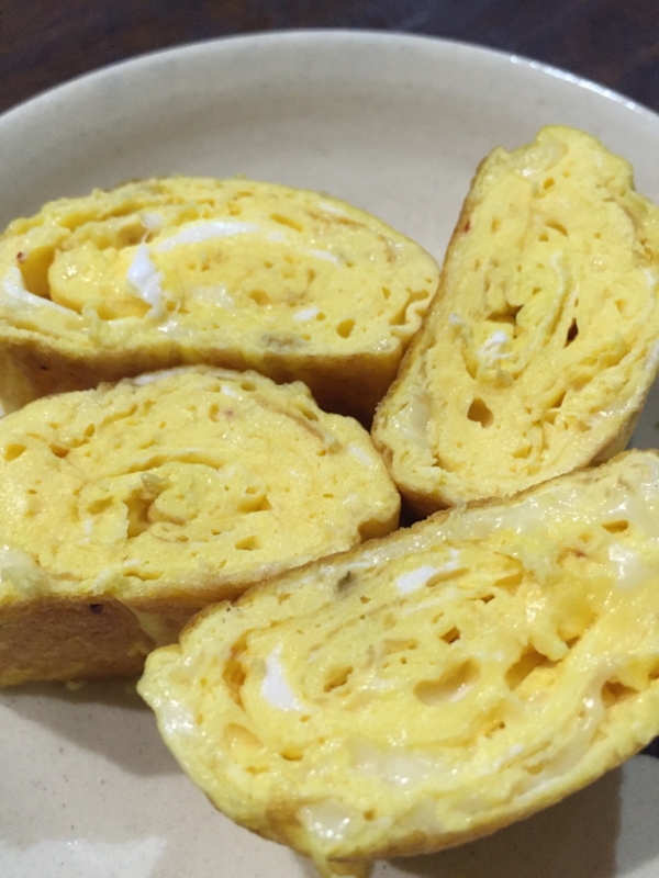 ケイジャンスパイスとチーズ入り玉子焼き