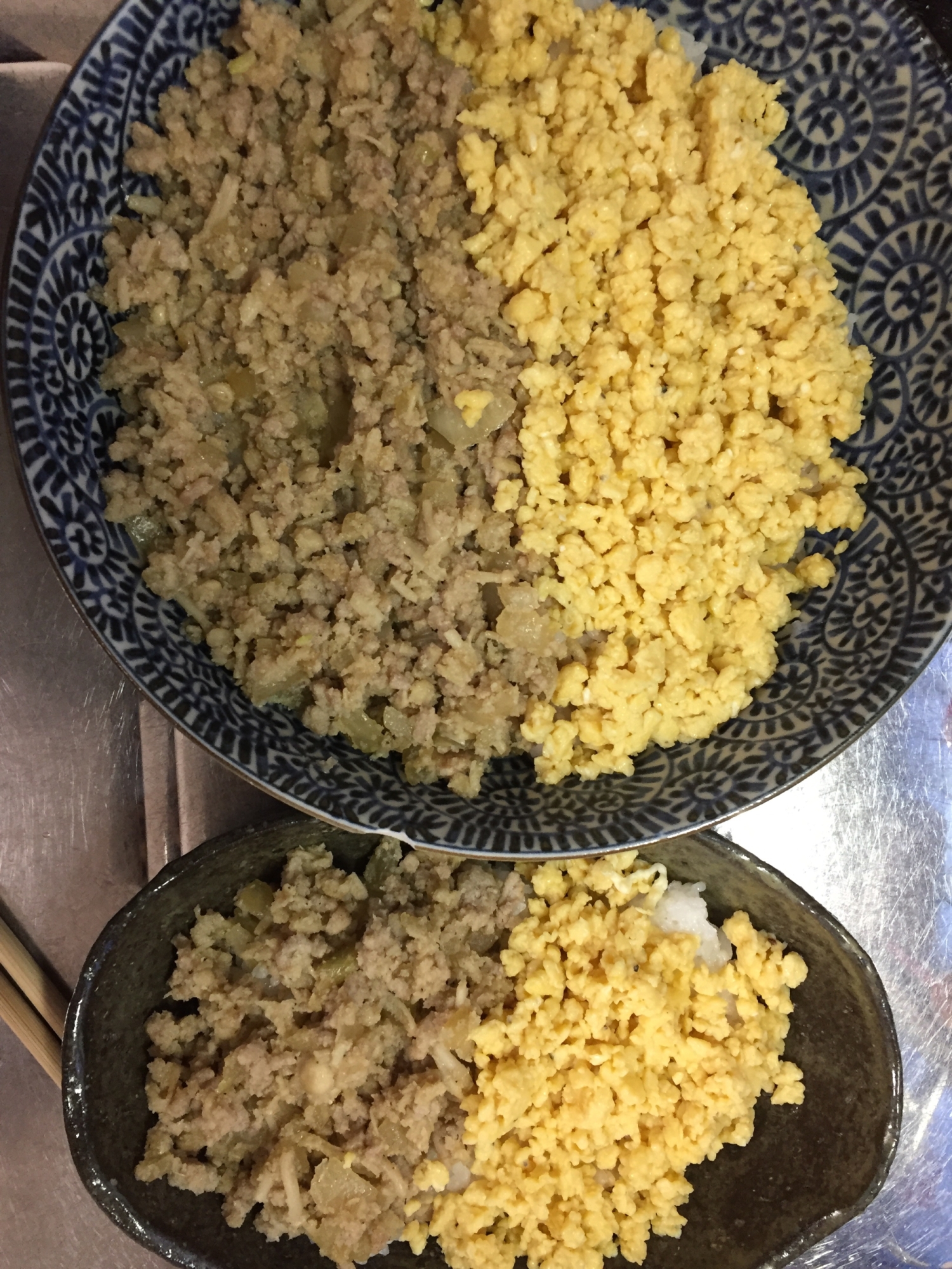 二色丼