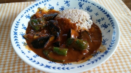 レトルト簡単に☆茄子とピーマンの野菜カレー