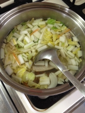 鶏ガラで 簡単野菜スープ レシピ 作り方 By きのこのみみ 楽天レシピ