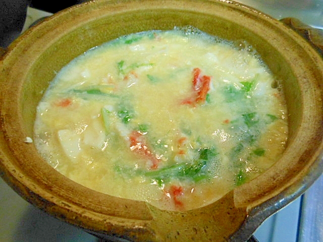 カニのほぐし身と豆腐の卵スープ