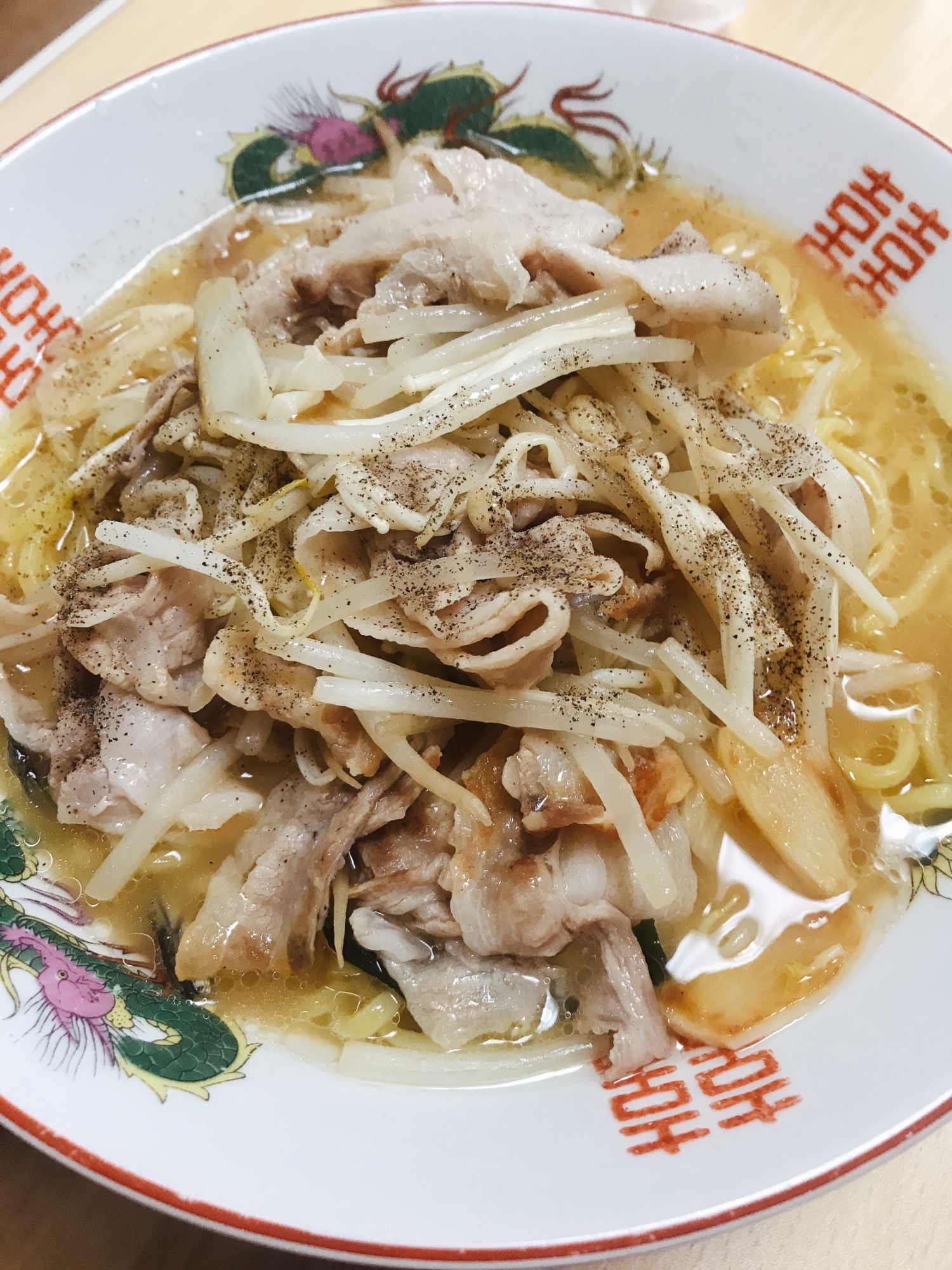 豚もやしのせ味噌ラーメン