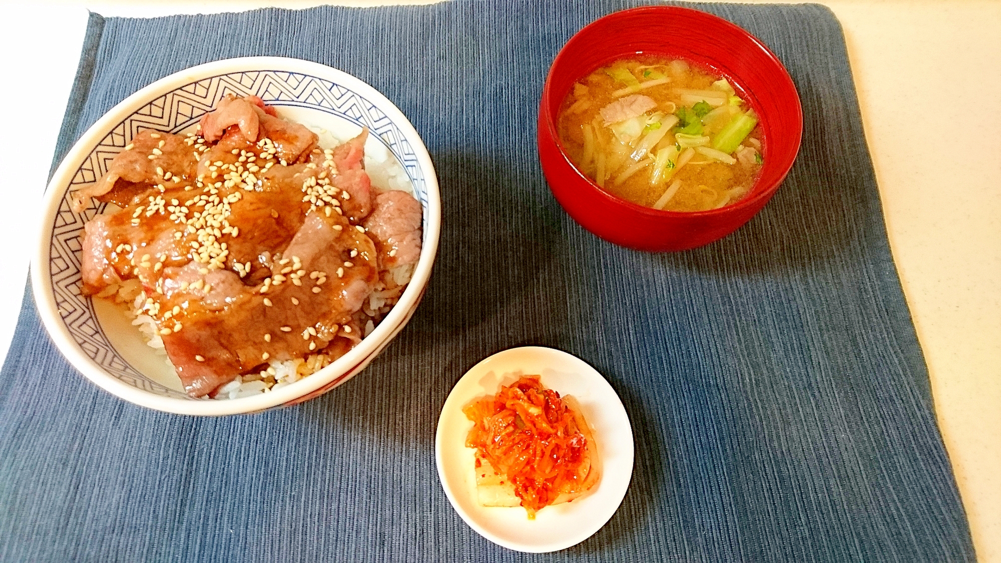 テレビドラマに触発された 肉スープと焼肉丼 レシピ 作り方 By Yukijunkland 楽天レシピ
