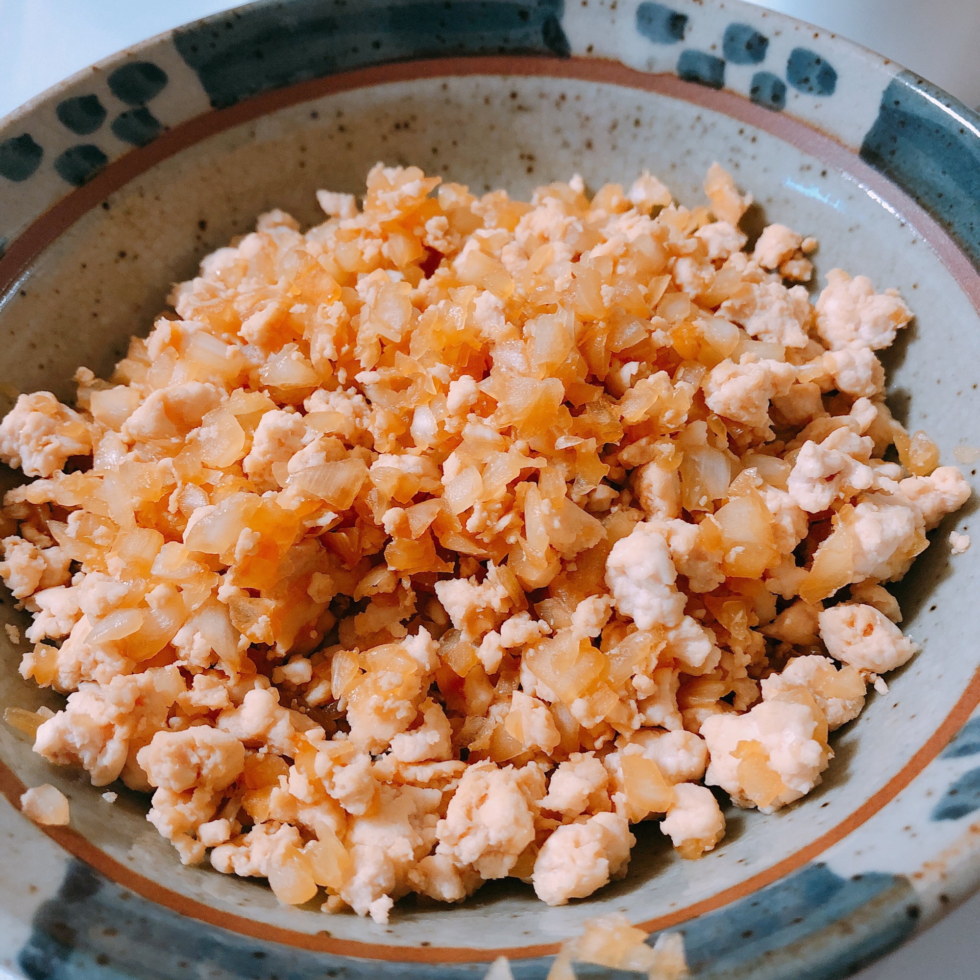 鶏むね肉の鶏そぼろ