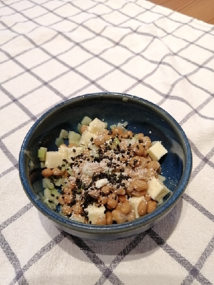 納豆の食べ方-ブロッコリーの茎＆チーズ♪