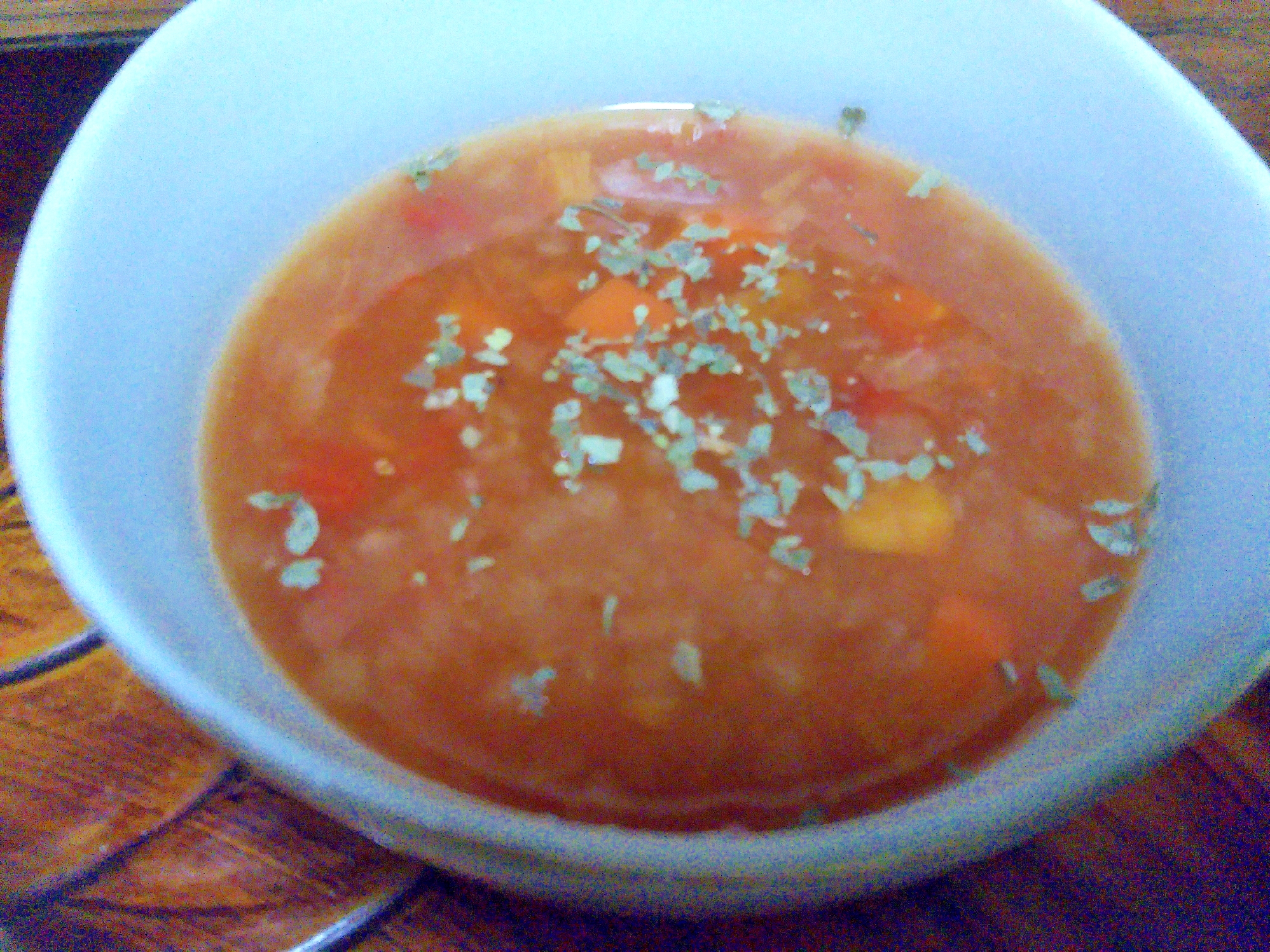 刻み野菜のコンソメトマトスープ