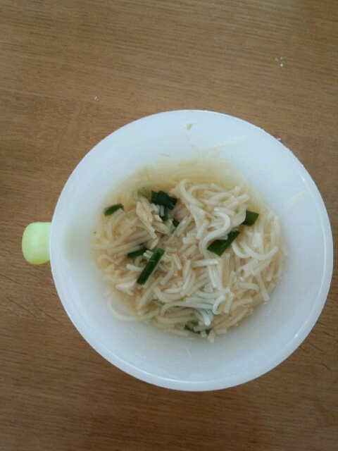 離乳食 後期 マグロとニラとえのき入り温そうめん レシピ 作り方 By Koko0730 楽天レシピ 離乳食 後期 マグロとニラとえのき入り温そうめん レシピ 作り方 By Koko0730 楽天レシピ