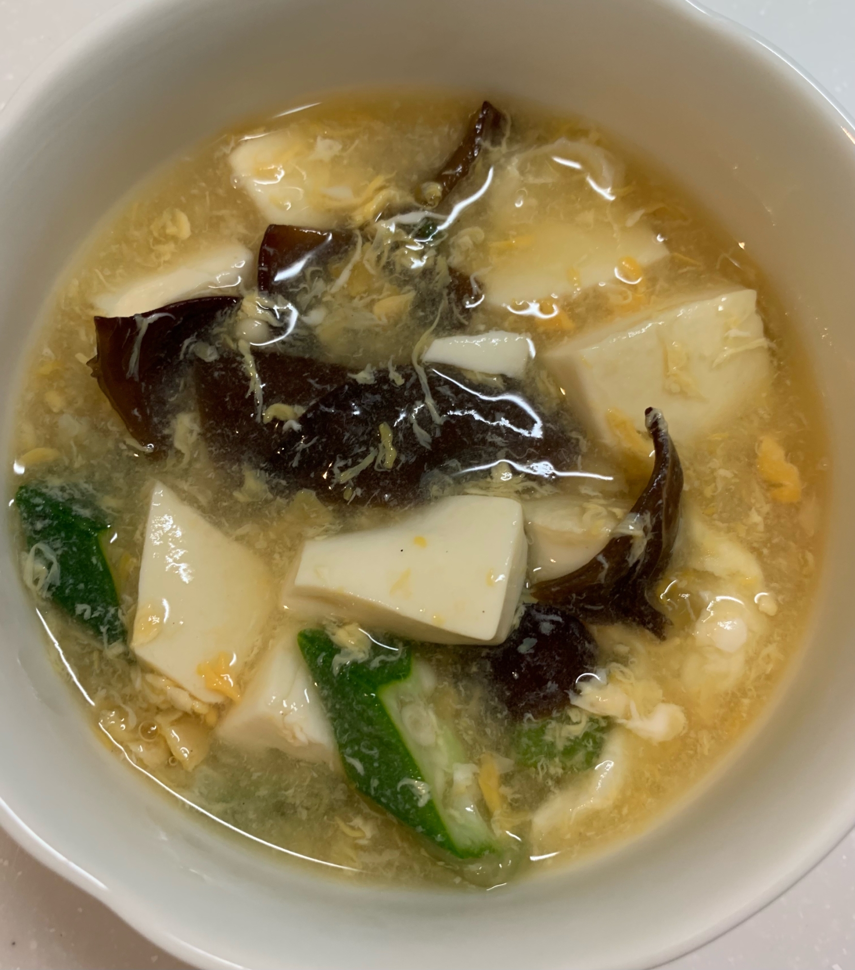キクラゲ、オクラ、豆腐のスープ
