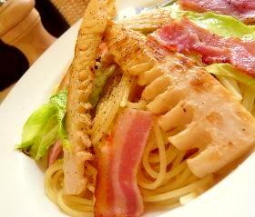 焼き筍と春キャベツの塩パスタ