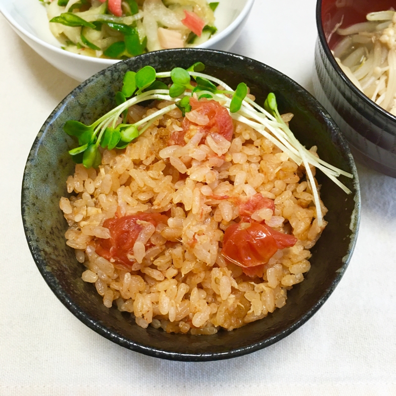 ツナとプチトマトの旨味麺つゆ和風炊き込みごはん♡