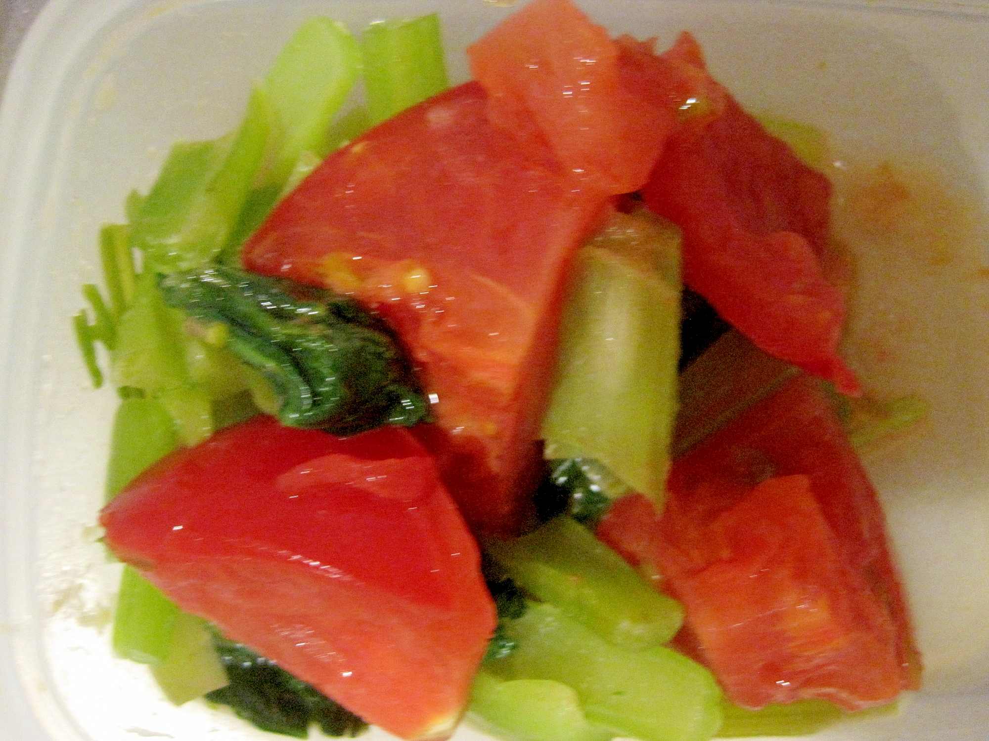 トマトと小松菜のサラダ